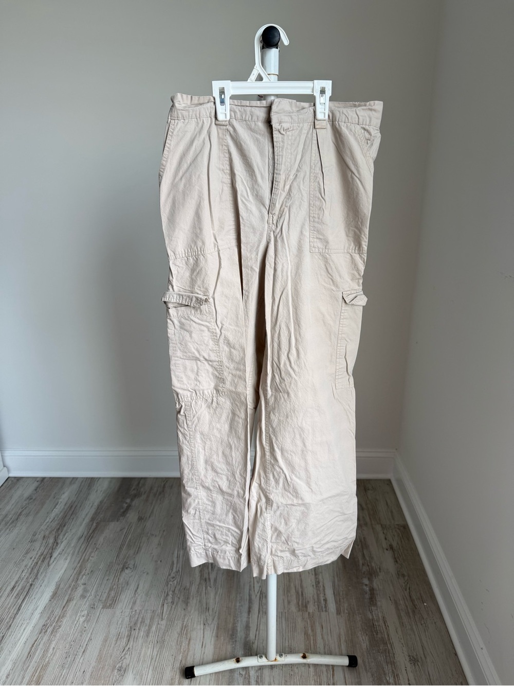 High-Rise Women’s Cotton On Cargo Pants